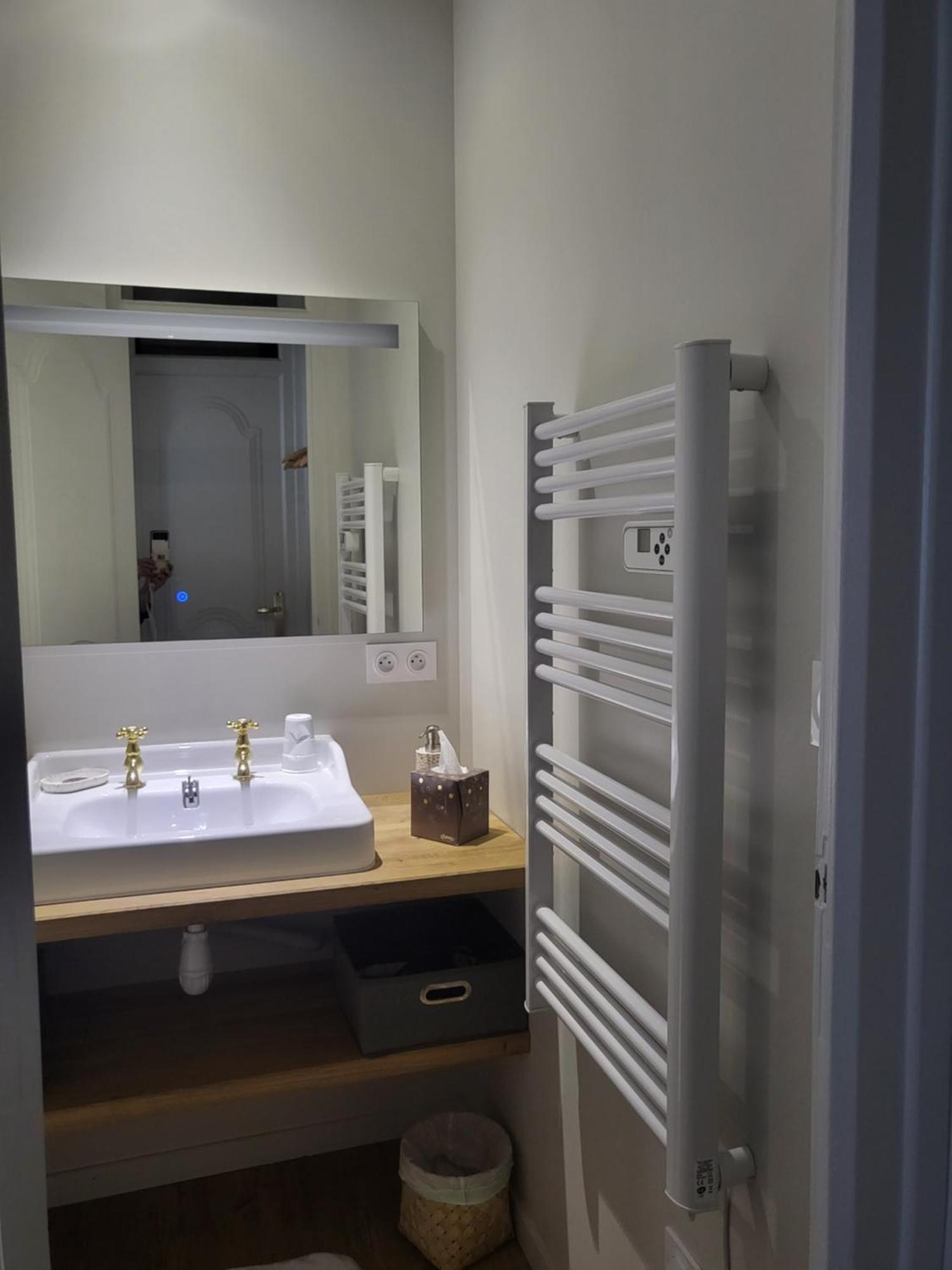 La Petite Perle De Quimper Bed & Breakfast Екстериор снимка